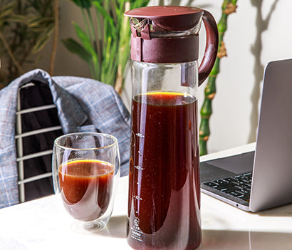 https://www.arakucoffee.in/cdn/shop/files/Cold_brew_brew_guide.jpg?v=1687193224&width=900